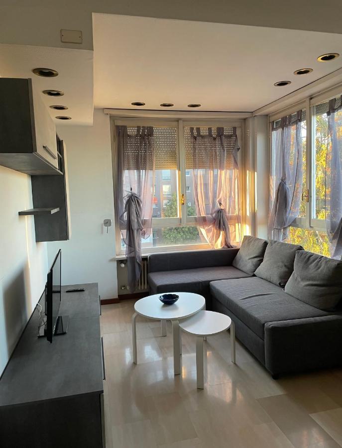 Lovely Apartment In غالاّراتي المظهر الخارجي الصورة